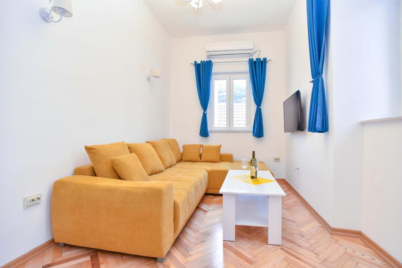 Yugoslavia Apartment Budva Exteriör bild